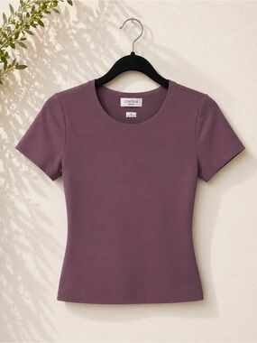 ARITZIA | Original Contour Crew T-Shirt | Medium